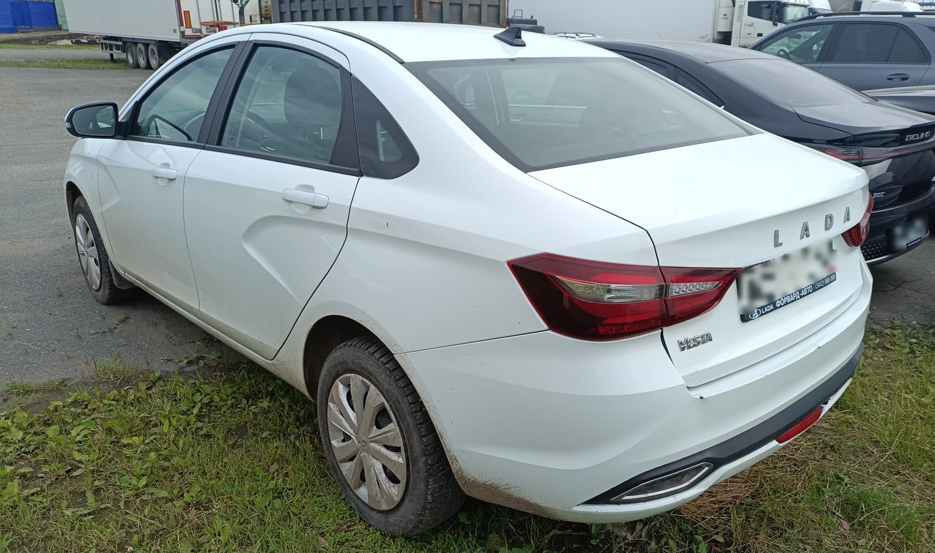 Lada Vesta седан - 4