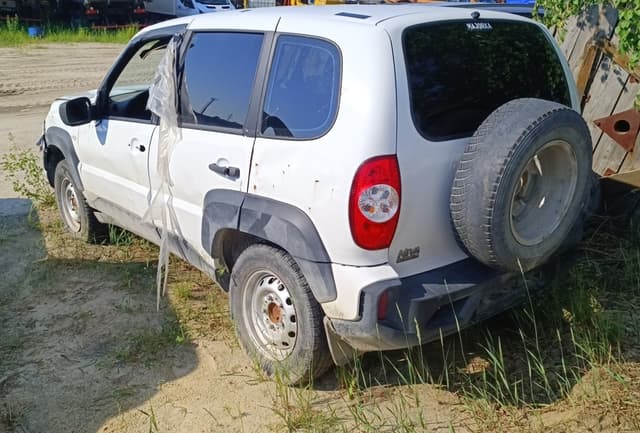Lada Niva Travel - 4