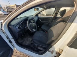Renault Logan II - 6