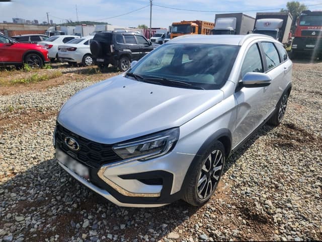 Lada Vesta Cross - 1