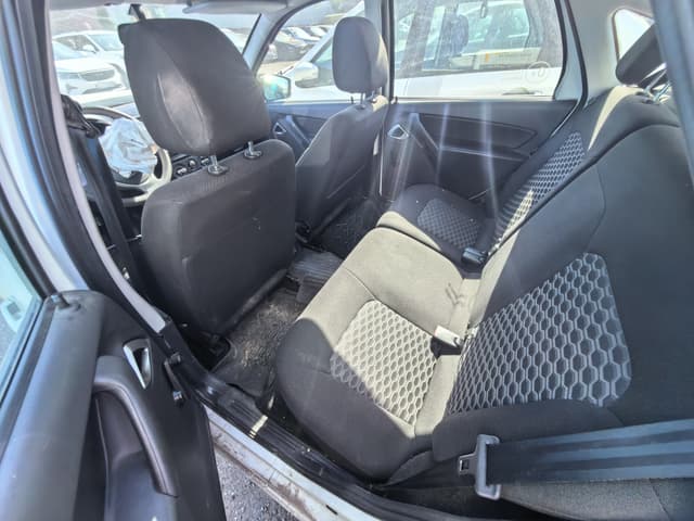 Lada Granta лифтбек - 8