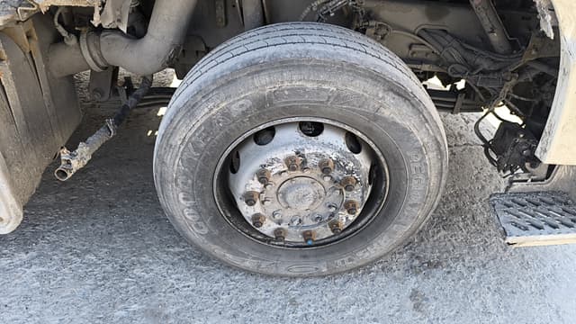 Dongfeng DFH 4x2 Седельный тягач - 10