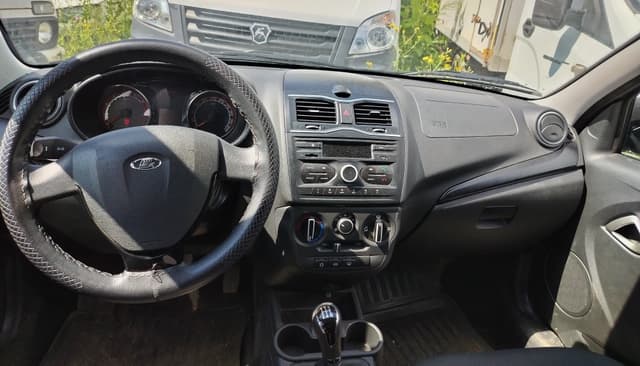 Lada Granta Cross - 5