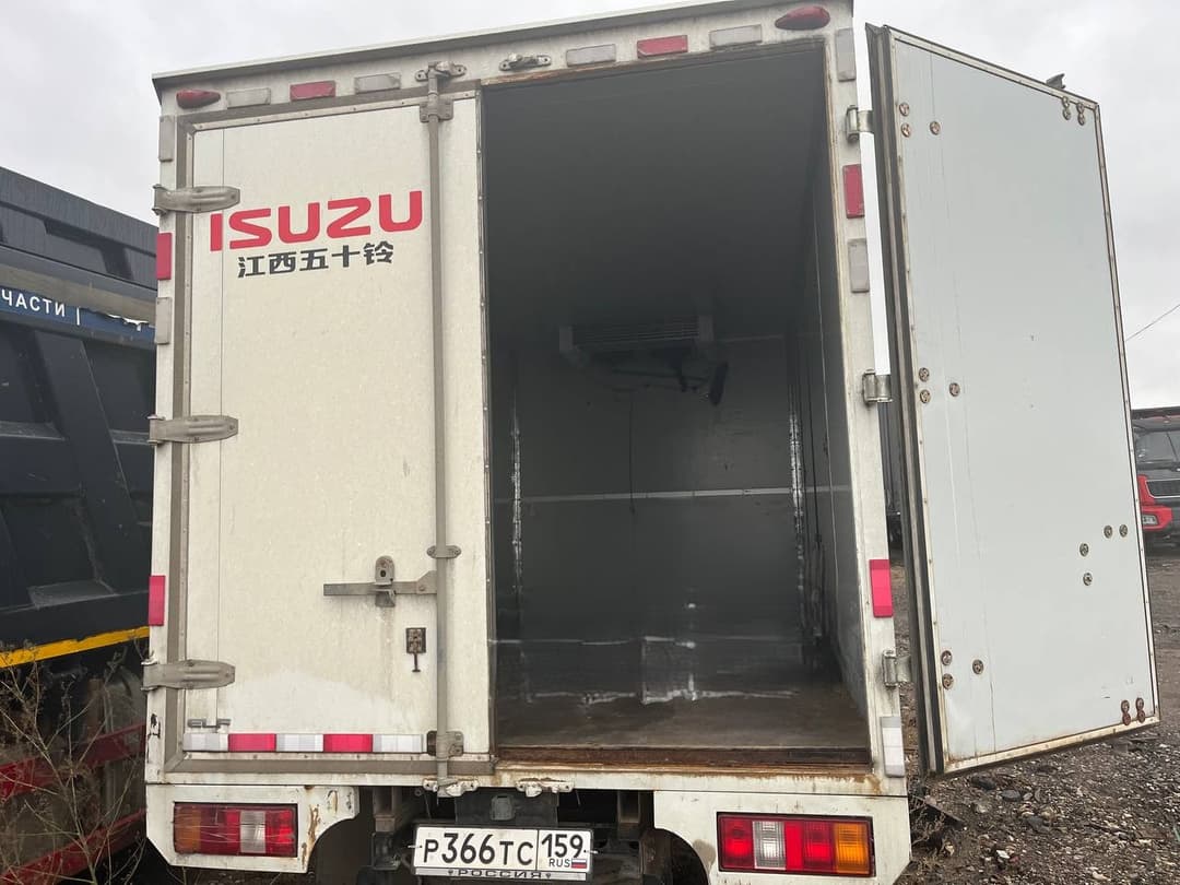 ISUZU ELF 4.5 (EC7) 4x2 Изотермический/рефрижератор - 9