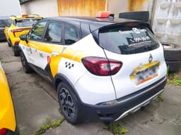 Renault Kaptur - 4