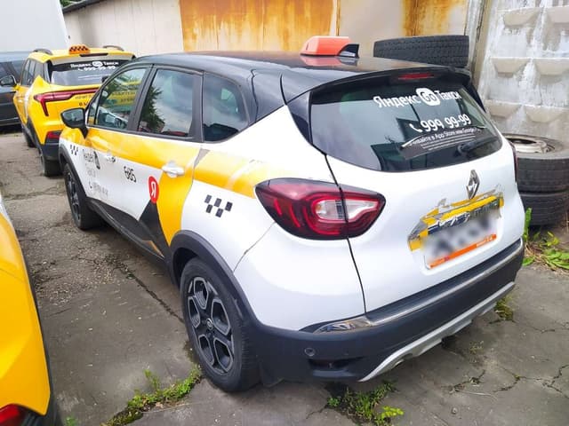 Renault Kaptur - 4