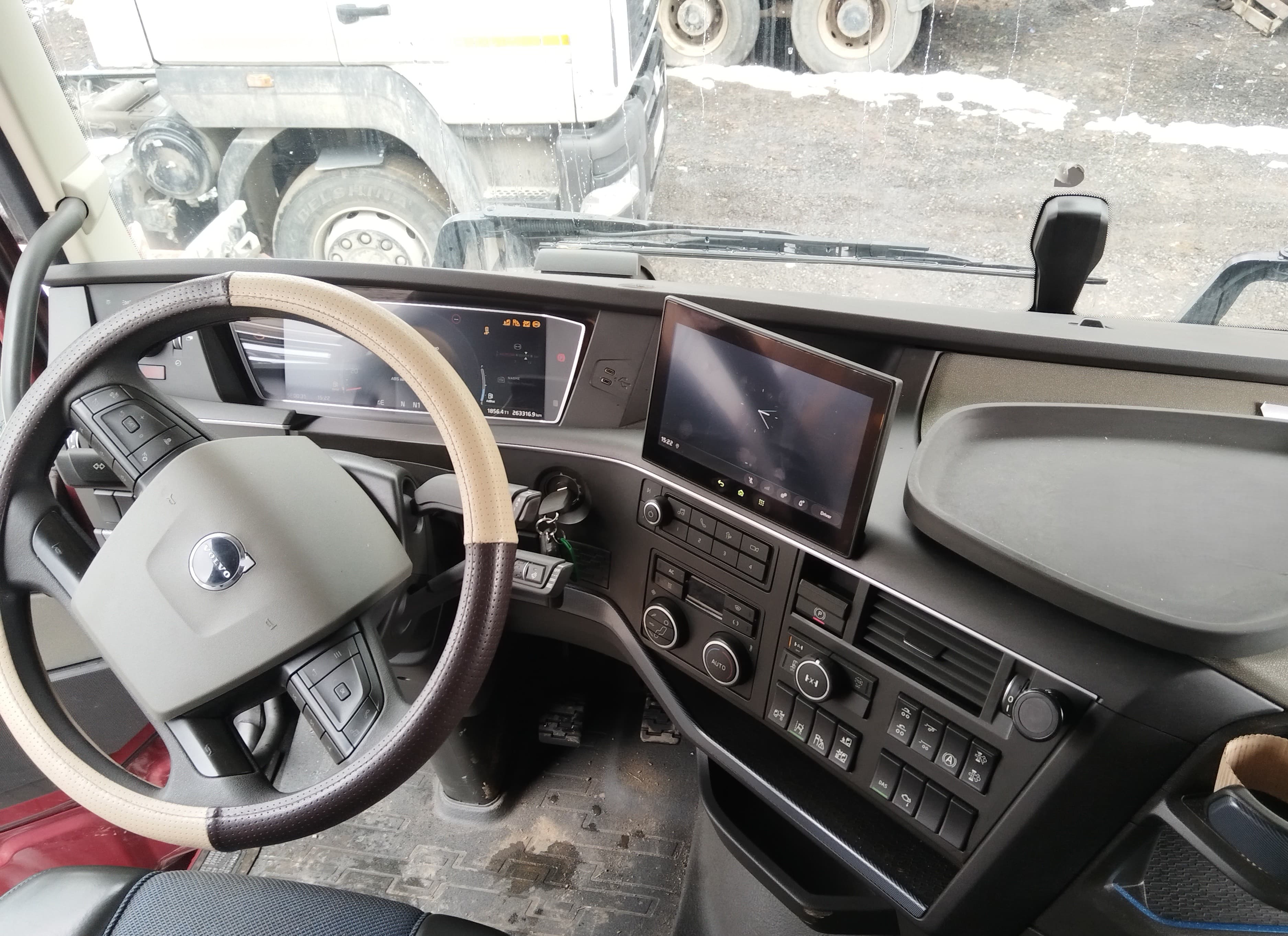 Volvo FH 6x4 Седельный тягач - 5