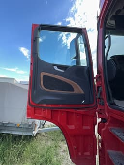 Shacman (Shaanxi) SX* 4x2 Седельный тягач - 7