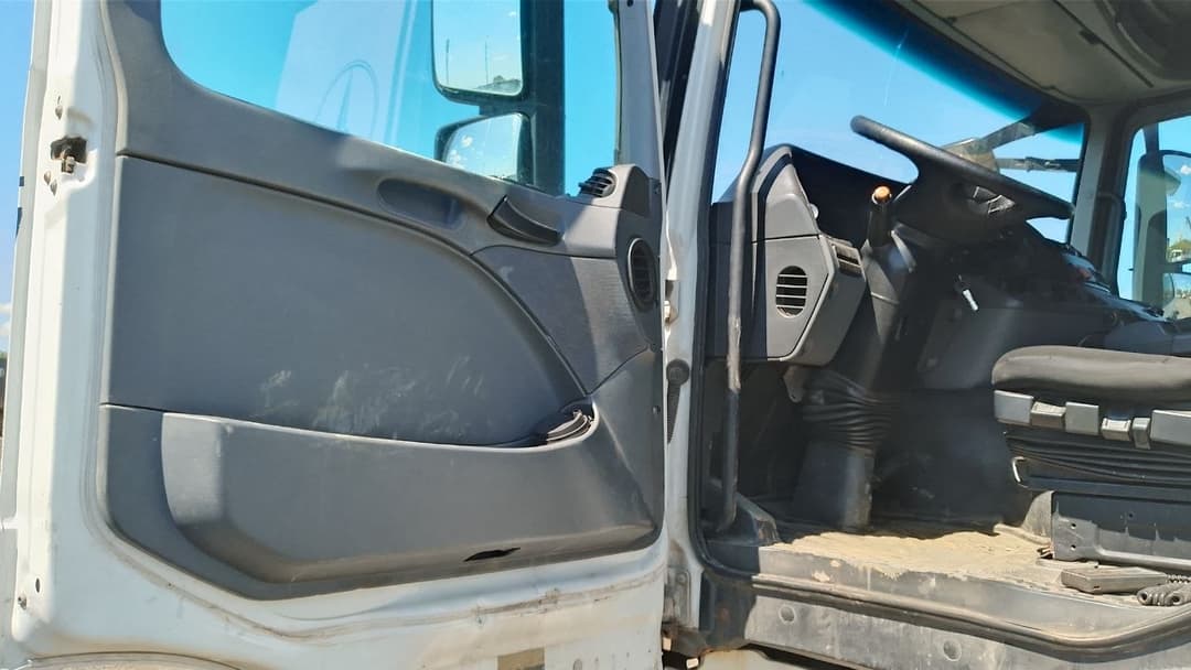 Mercedes-Benz Actros 6x4 Седельный тягач - 7