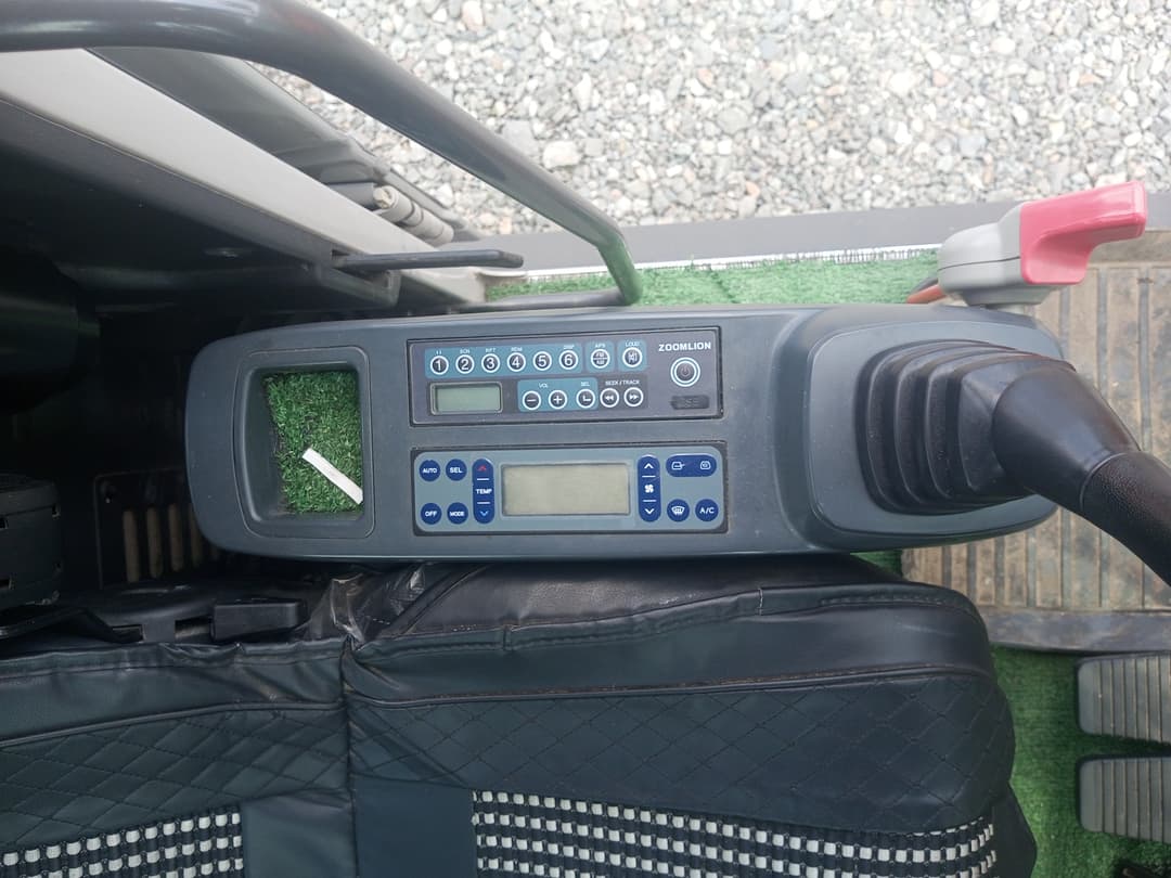 Zoomlion ZE335 Экскаватор - 4