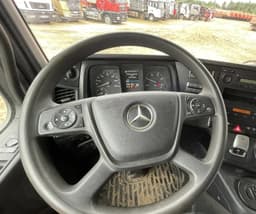 Mercedes-Benz Arocs 6x6 Седельный тягач - 5