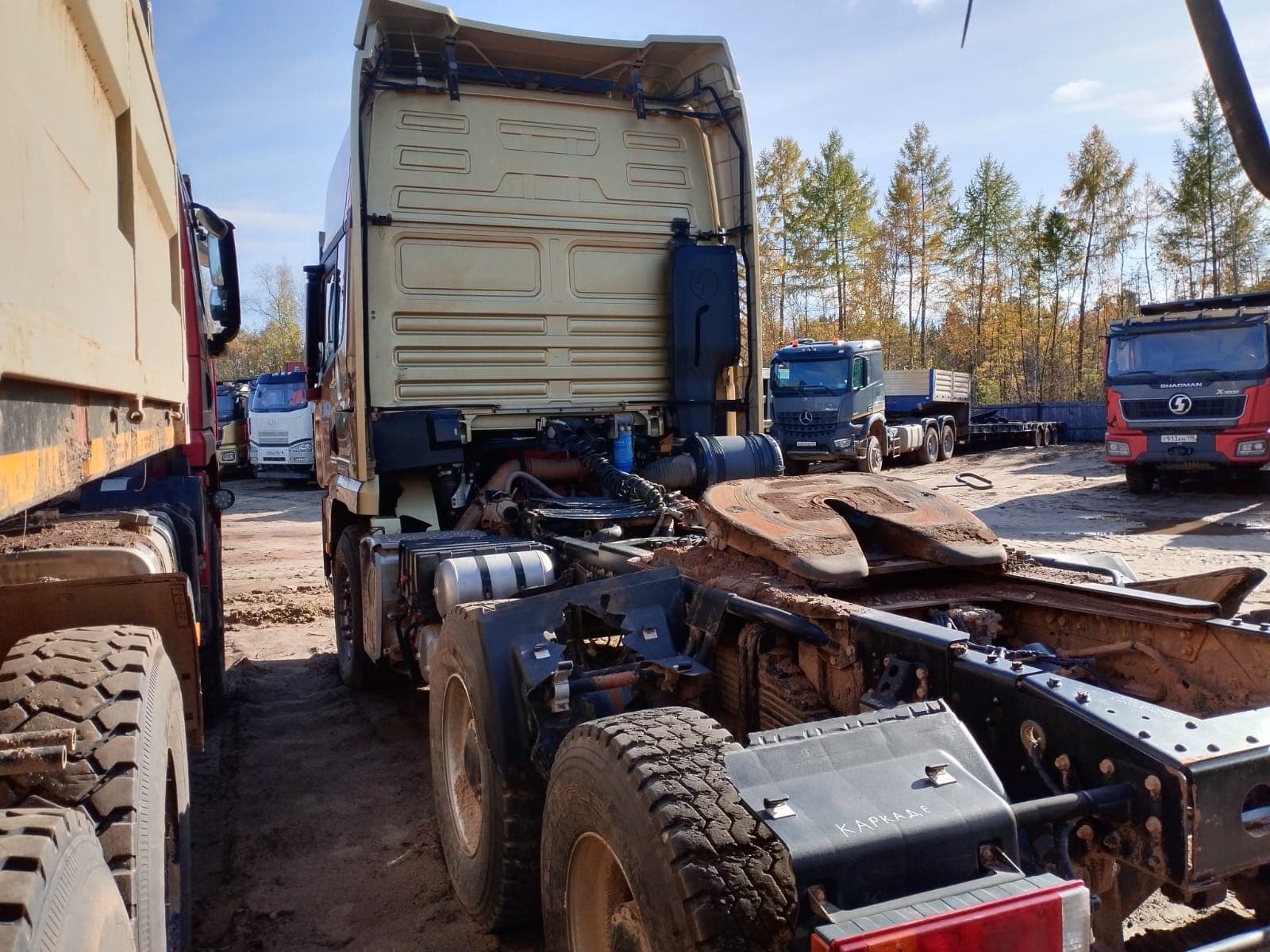Shacman (Shaanxi) SX* 6x4 Седельный тягач - 4