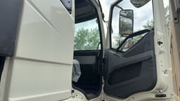 FAW J6 8x4 Самосвал - 6