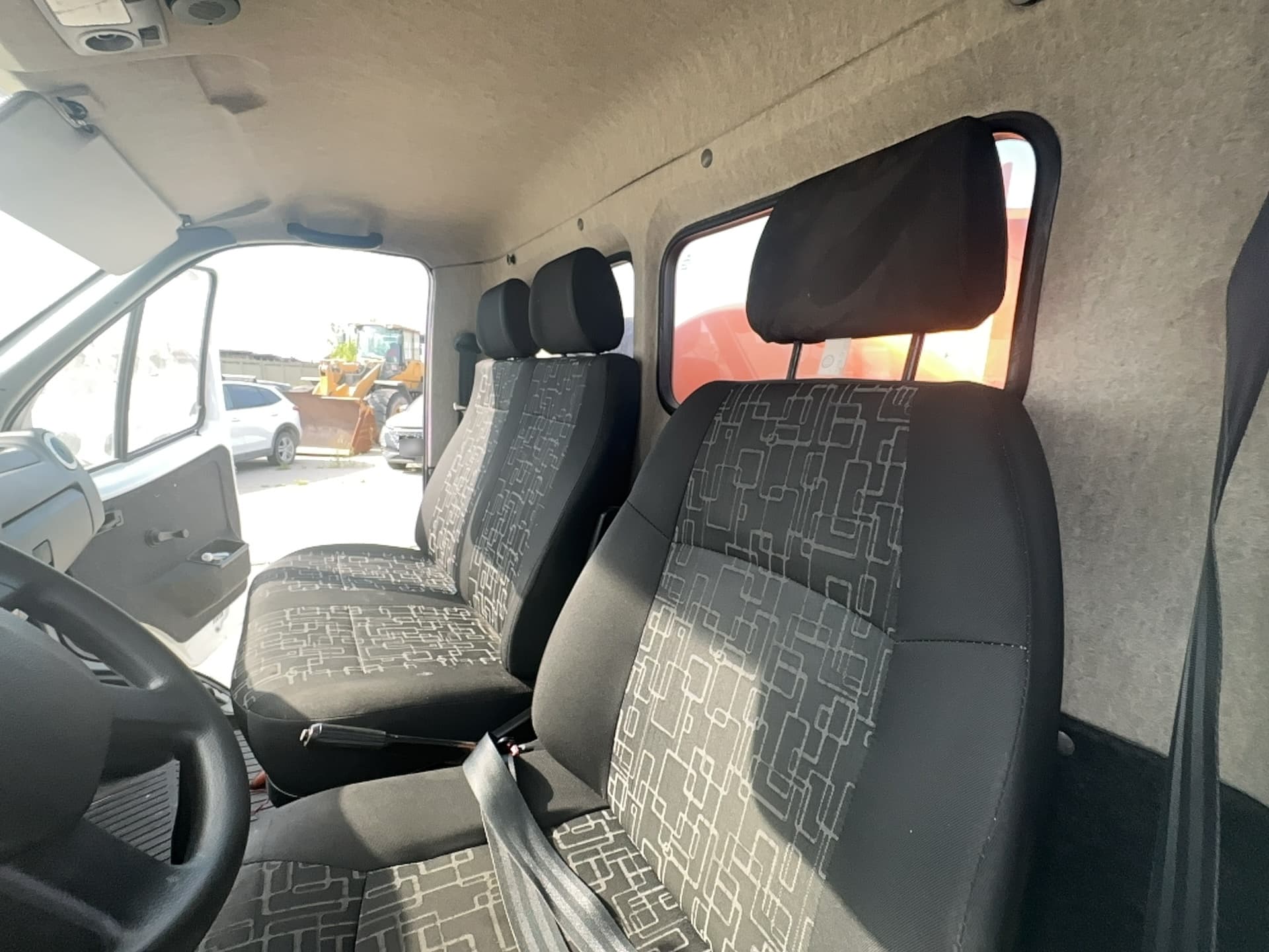 Спектр-Авто 2790* на шасси GAZ GAZELLE BUSINESS Автотопливозаправщик - 8