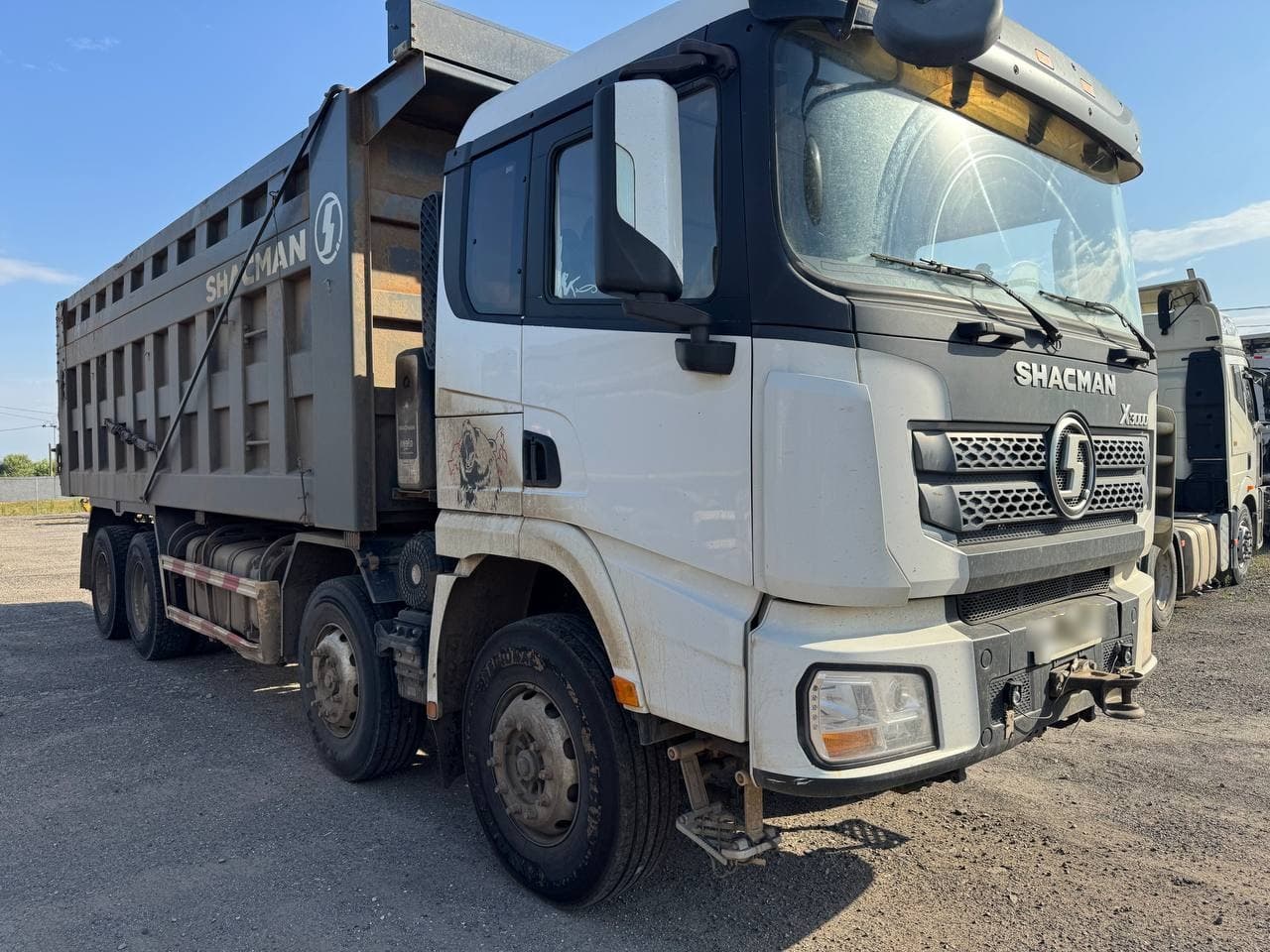 Shacman (Shaanxi) SX* 8x4 Самосвал - 2