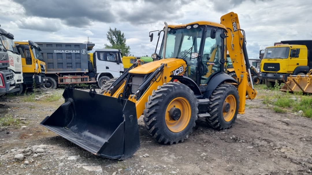JCB 4CX Экскаватор-погрузчик - 1