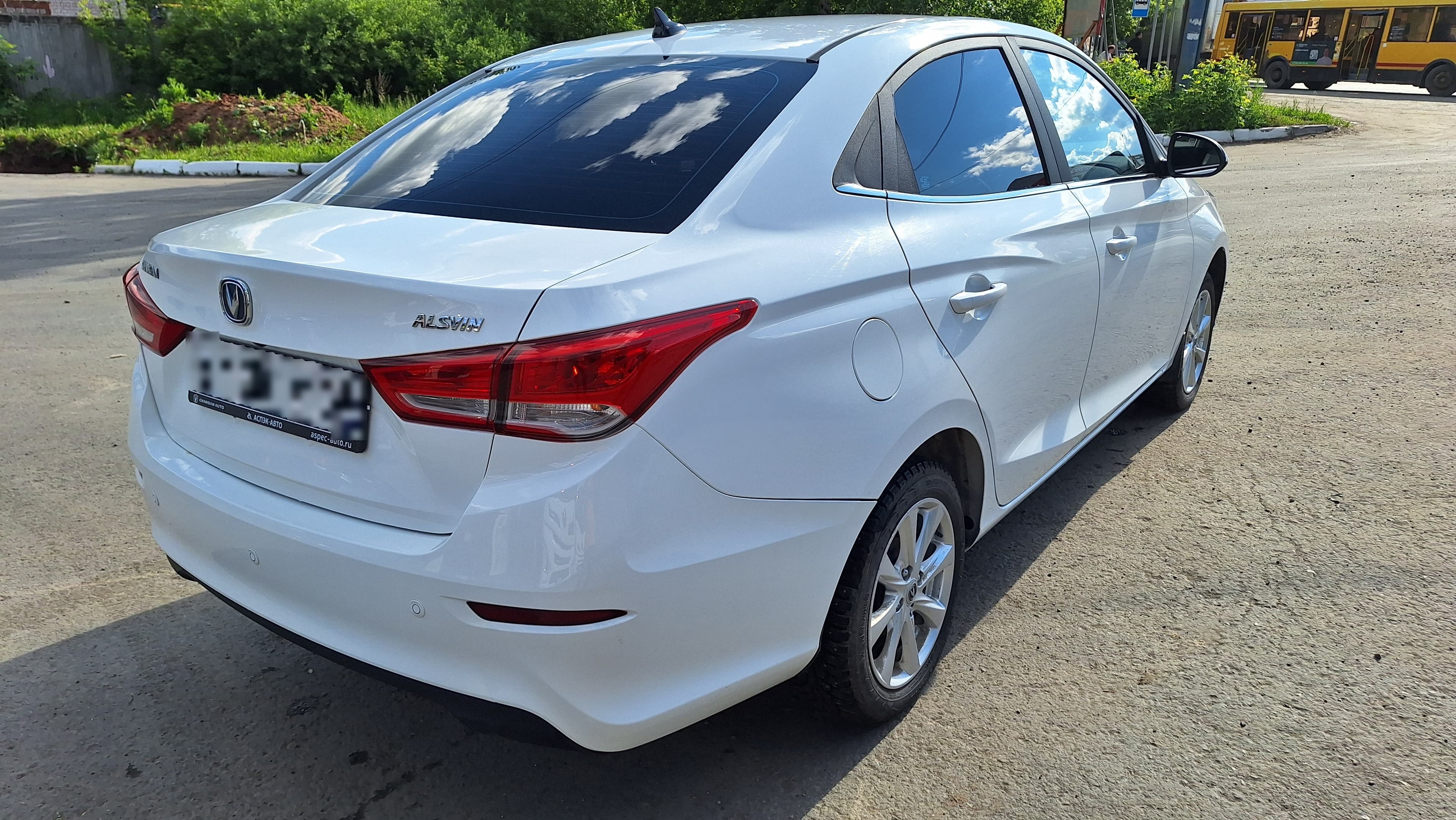 Changan Alsvin - 3