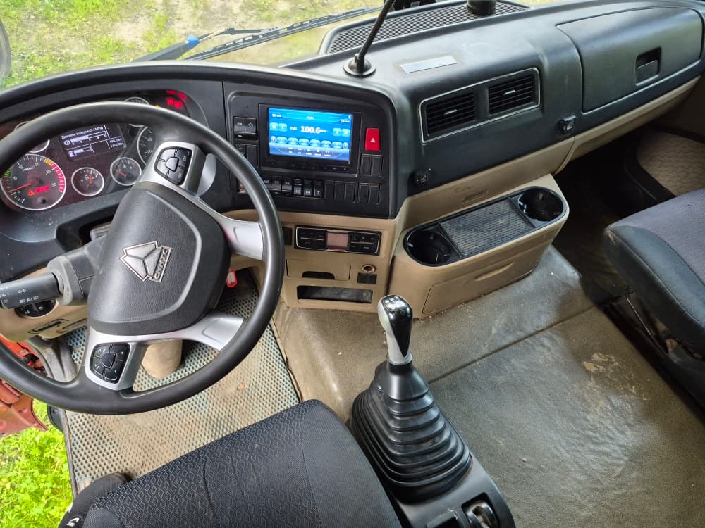 Howo ZZ* 8x4 Самосвал - 5