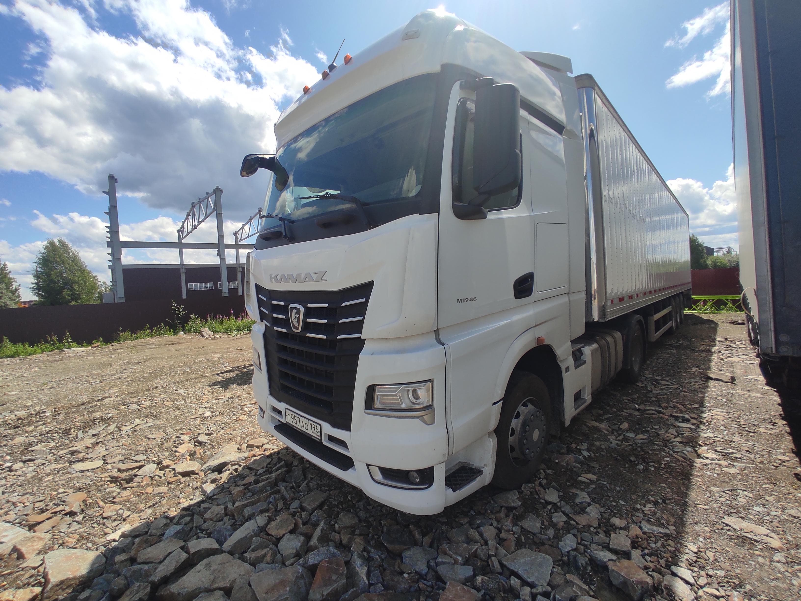 Камаз 54901 4x2 Седельный тягач - 1