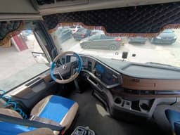 Dongfeng DFH 4x2 Седельный тягач - 5