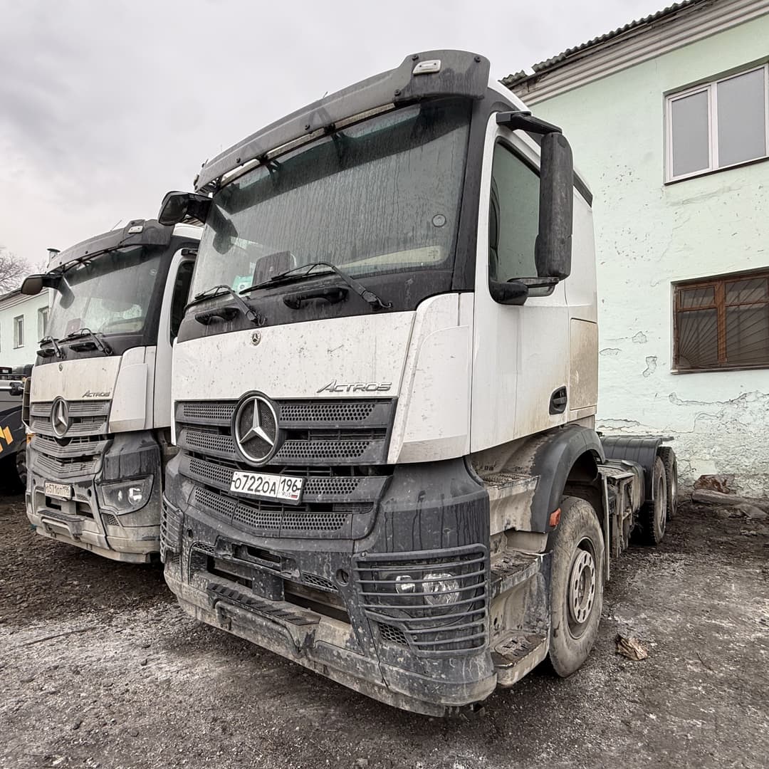 Mercedes-Benz Actros 6x4 Седельный тягач - 1