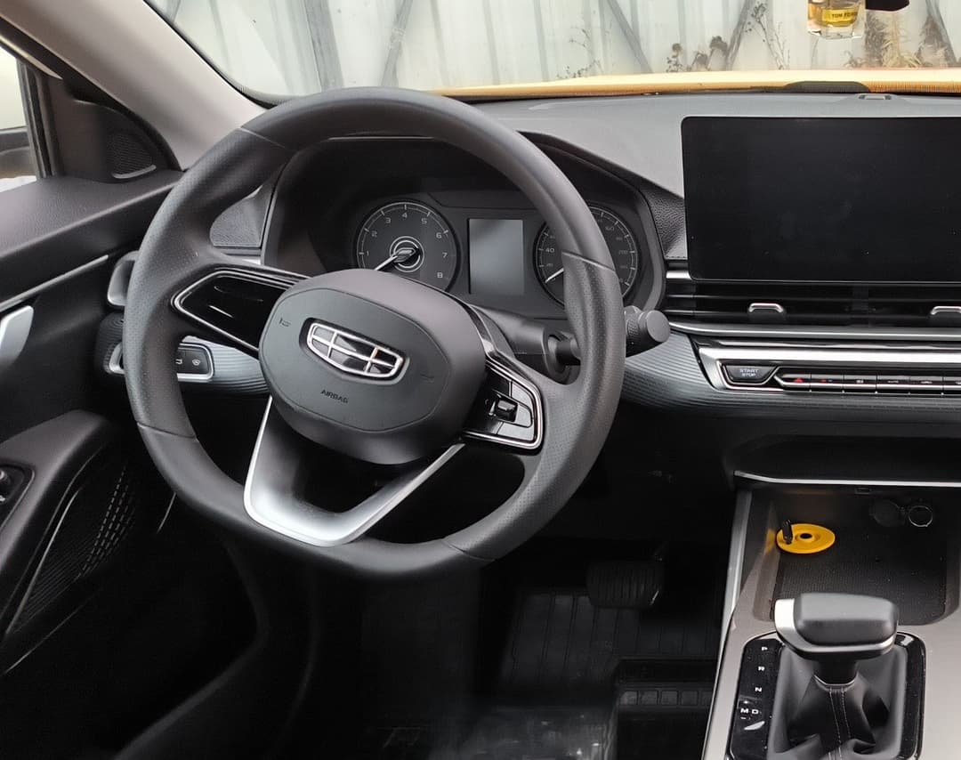 Geely Emgrand 7 - 5