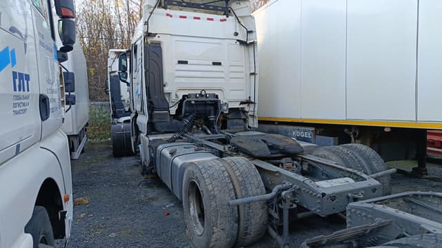 Sitrak C7H 4x2 Седельный тягач - 4