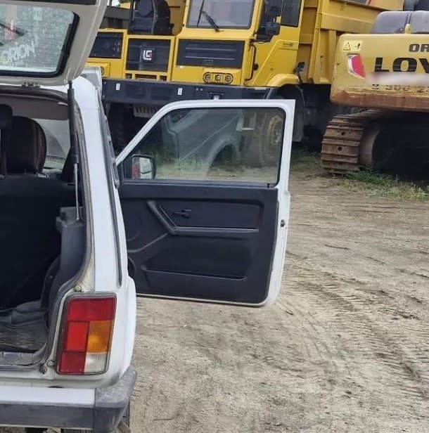 Lada Niva Legend 3 дв - 7