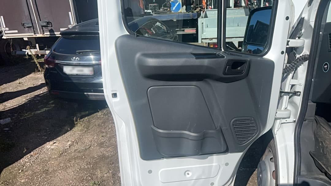 GAZ GAZELLE NEXT 4,6 4x2 Цельнометаллический - 8