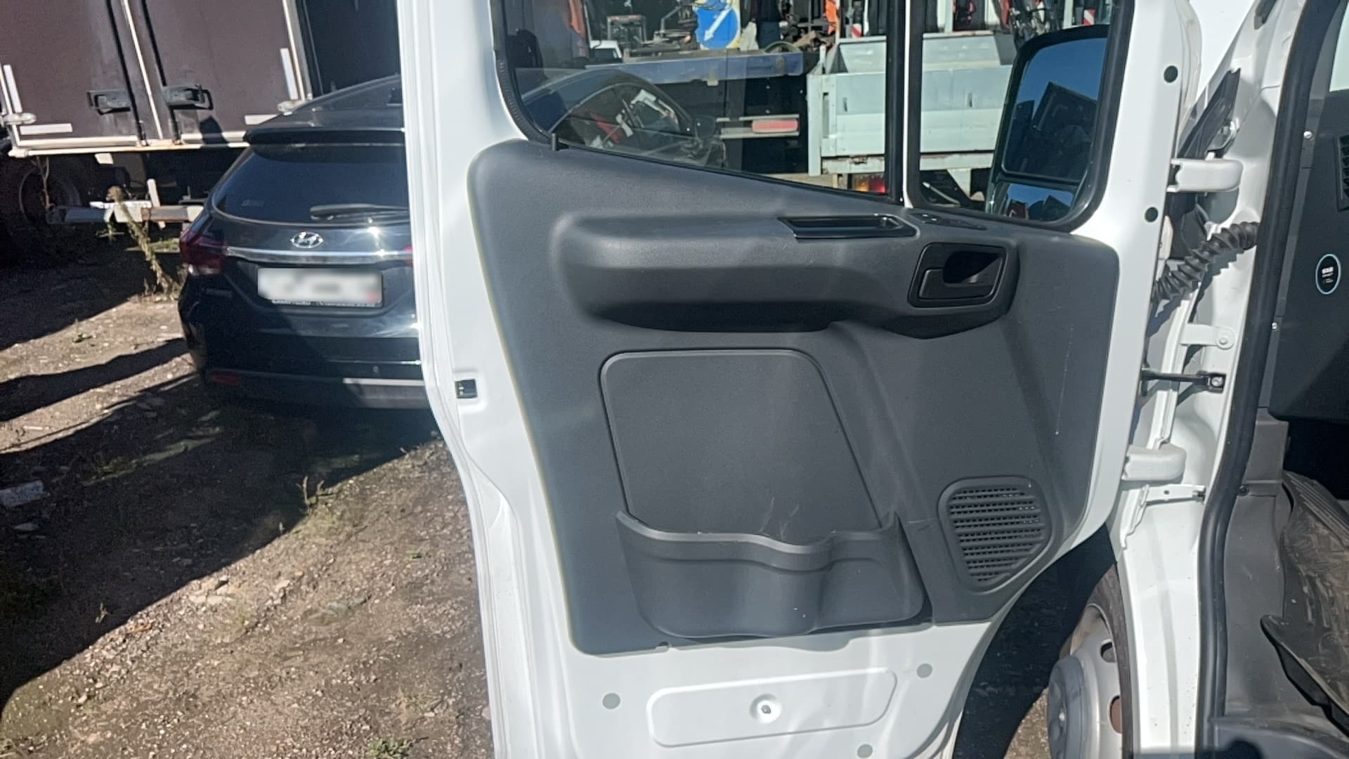 GAZ GAZELLE NEXT 4,6 4x2 Цельнометаллический - 8