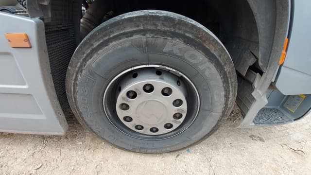 Shacman (Shaanxi) SX* 4x2 Седельный тягач - 8