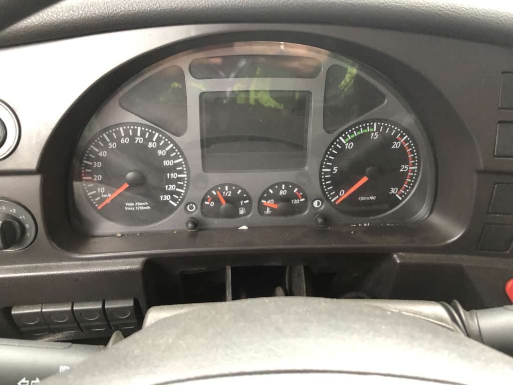 Hongyan CQ3406HV39 8x4 Самосвал - 4