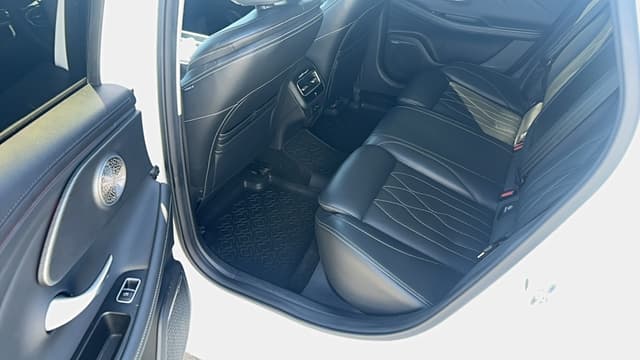Chery ARRIZO 8 - 8