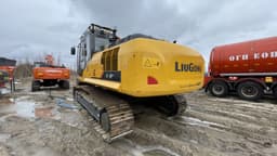 Liugong CLG933 Экскаватор - 4