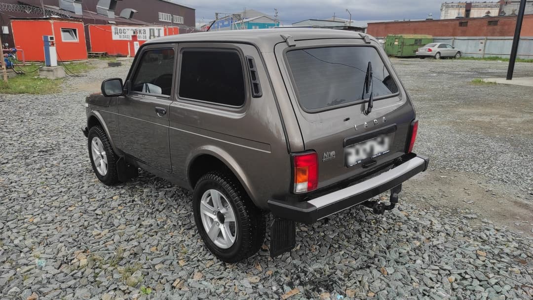 Lada Niva Legend 3 дв - 4
