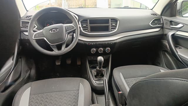 Lada Vesta седан - 5