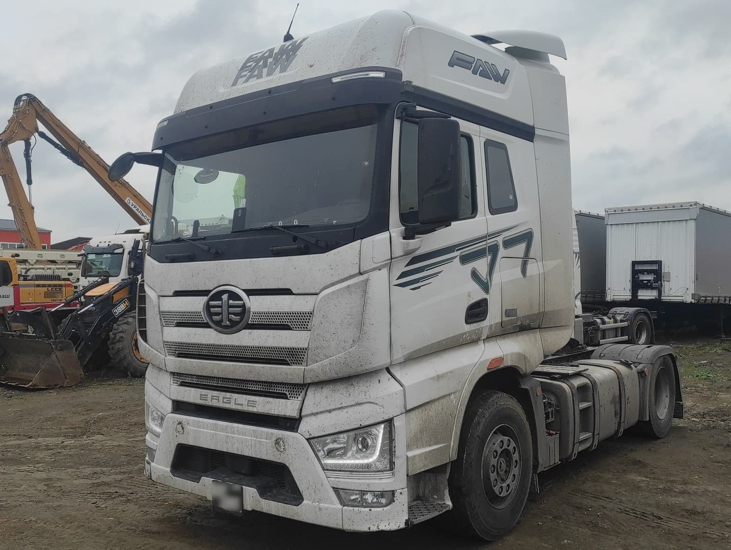 FAW CA 4180 4x2 Седельный тягач - 1
