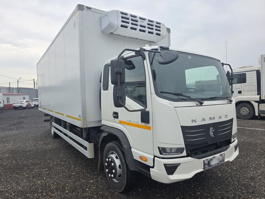Автомеханический Завод 5758* на шасси КамАЗ 43082 4x2 Изотермический/рефрижератор - 1