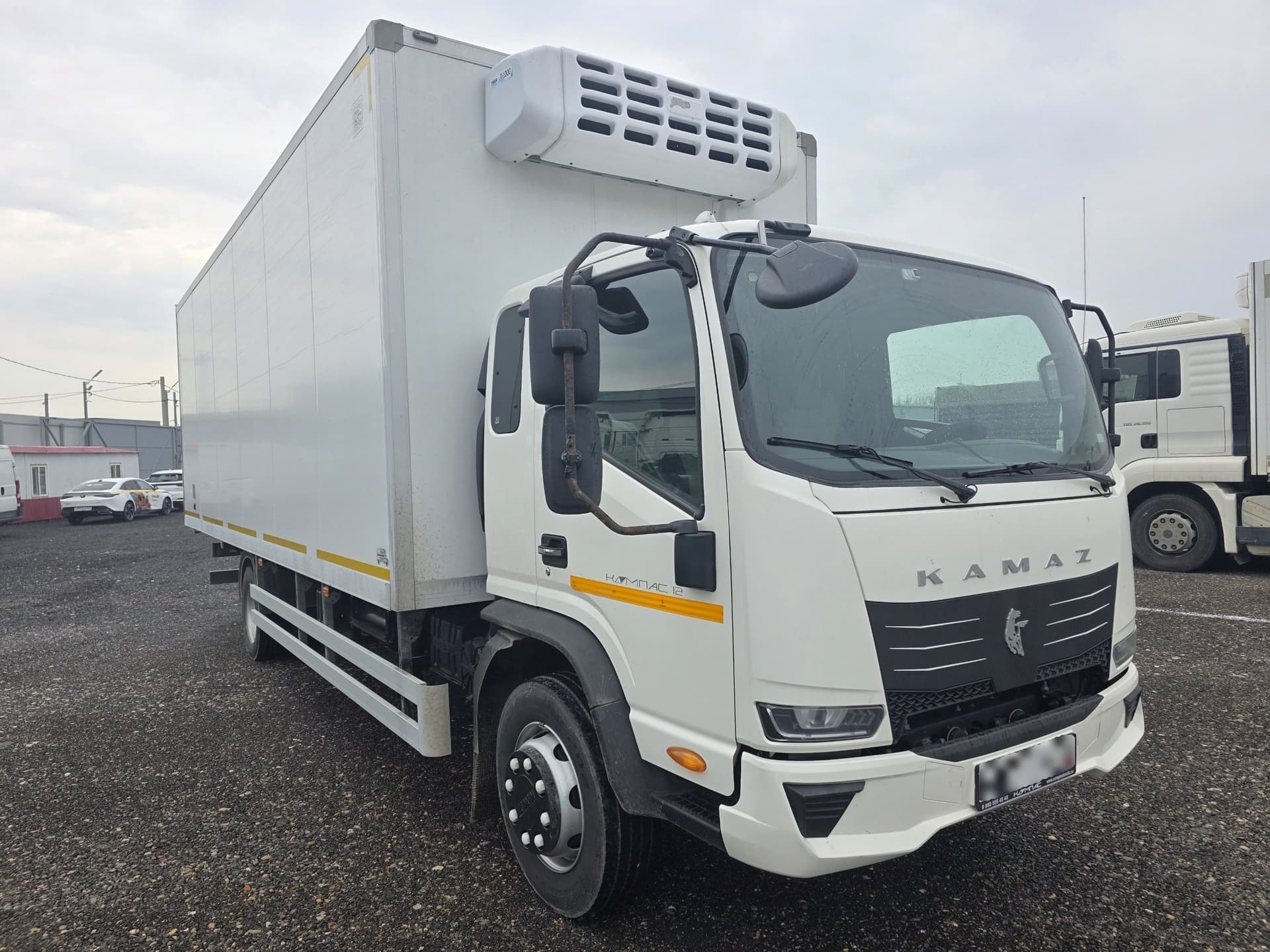 Автомеханический Завод 5758* на шасси КамАЗ 43082 4x2 Изотермический/рефрижератор - 1
