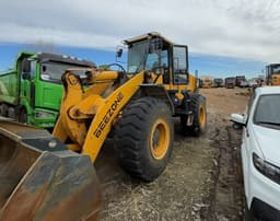Beezone 956* Фронтальный погрузчик - 1