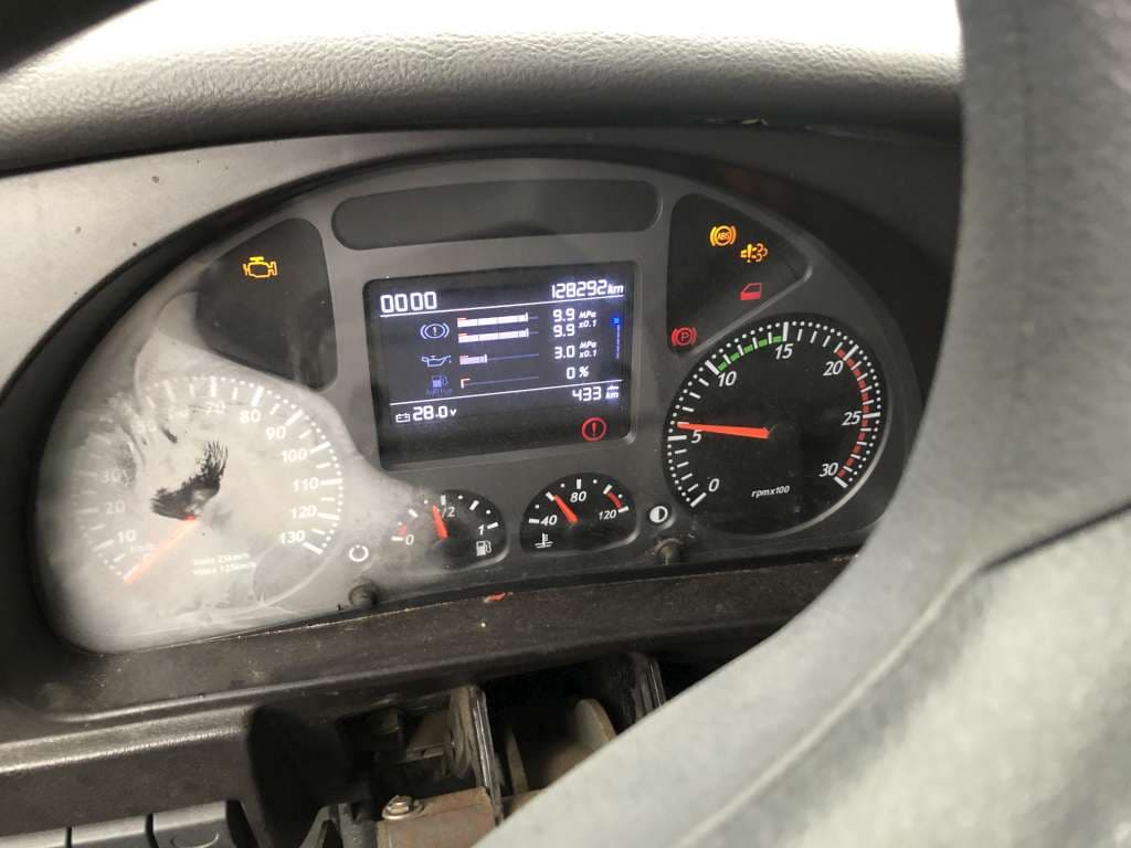 Hongyan 908 8x4 Самосвал - 5