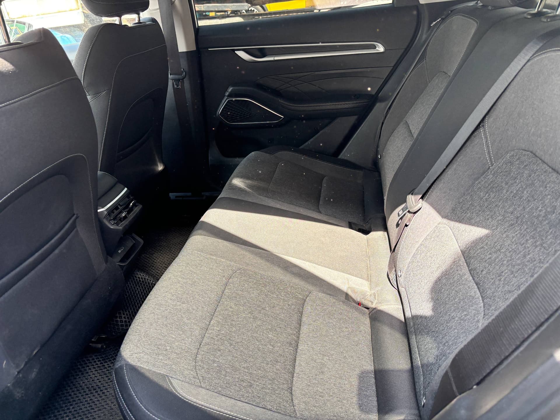 Geely Emgrand 7 - 8