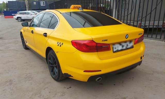 BMW 5 серия - 4