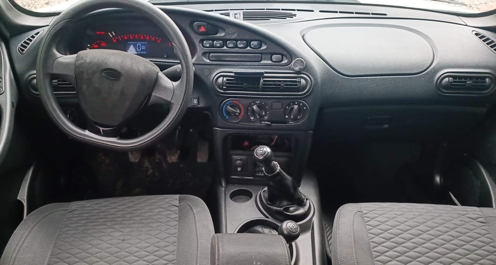 Lada Niva Travel - 5