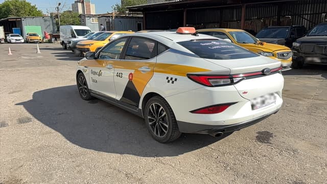 Jac J7 - 4
