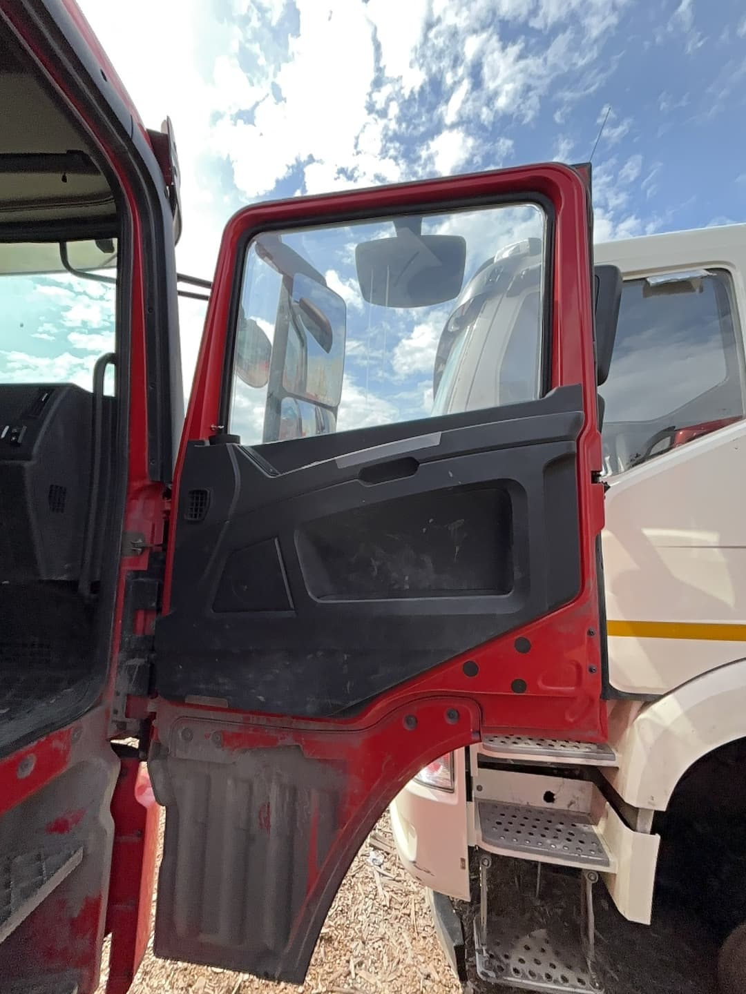 Shacman (Shaanxi) SX* 8x4 Самосвал - 7