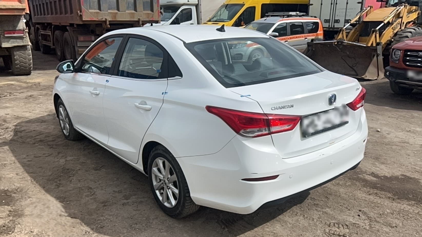 Changan Alsvin - 4