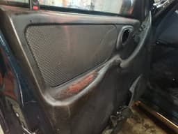 Lada Niva Travel - 8