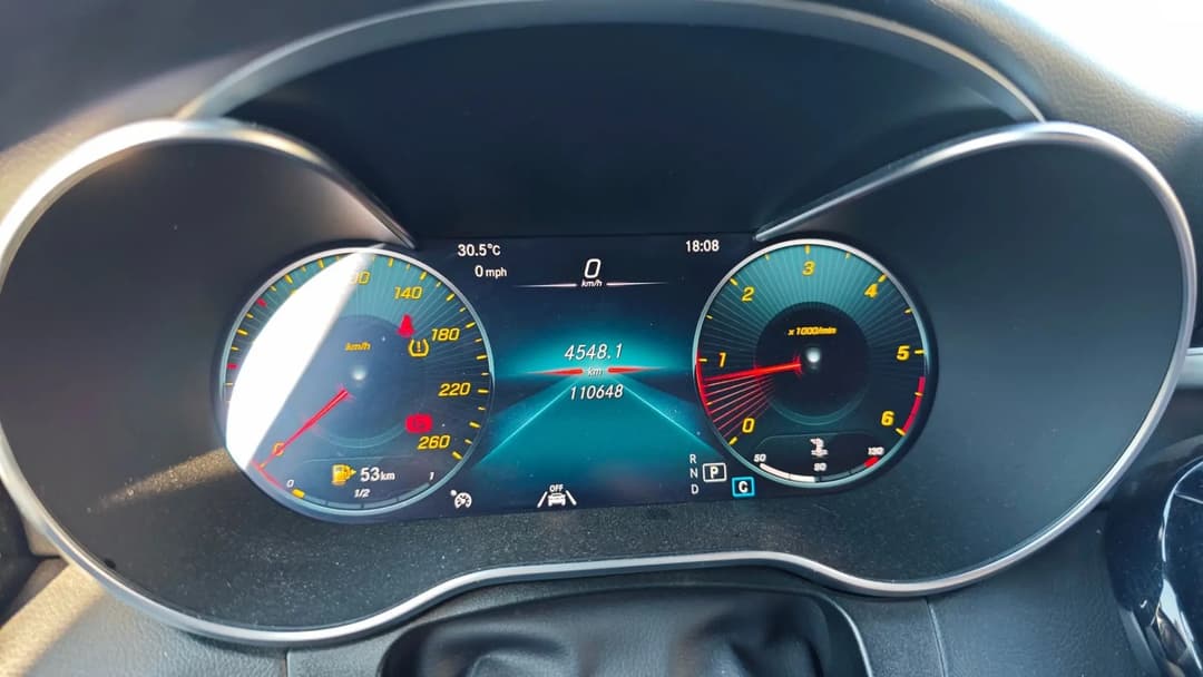 Mercedes-Benz GLC - 7
