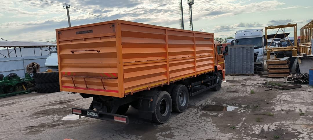 Спецавтокам 6890* на шасси Камаз 65115 6x4 Зерновоз - 3